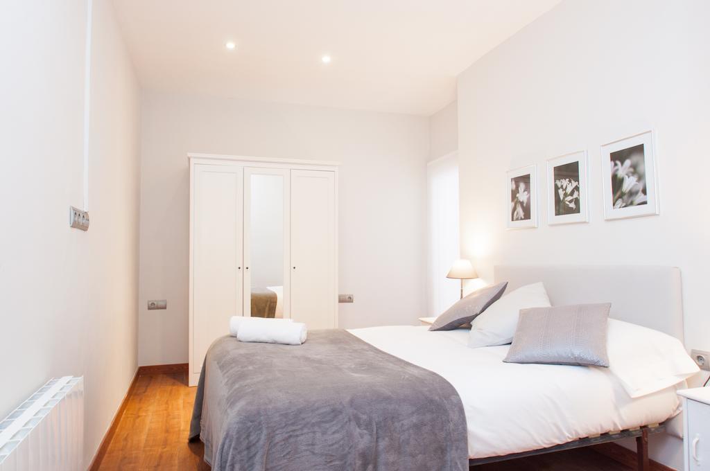 Autentic Arc De Triomf Apartment Barcelona Phòng bức ảnh