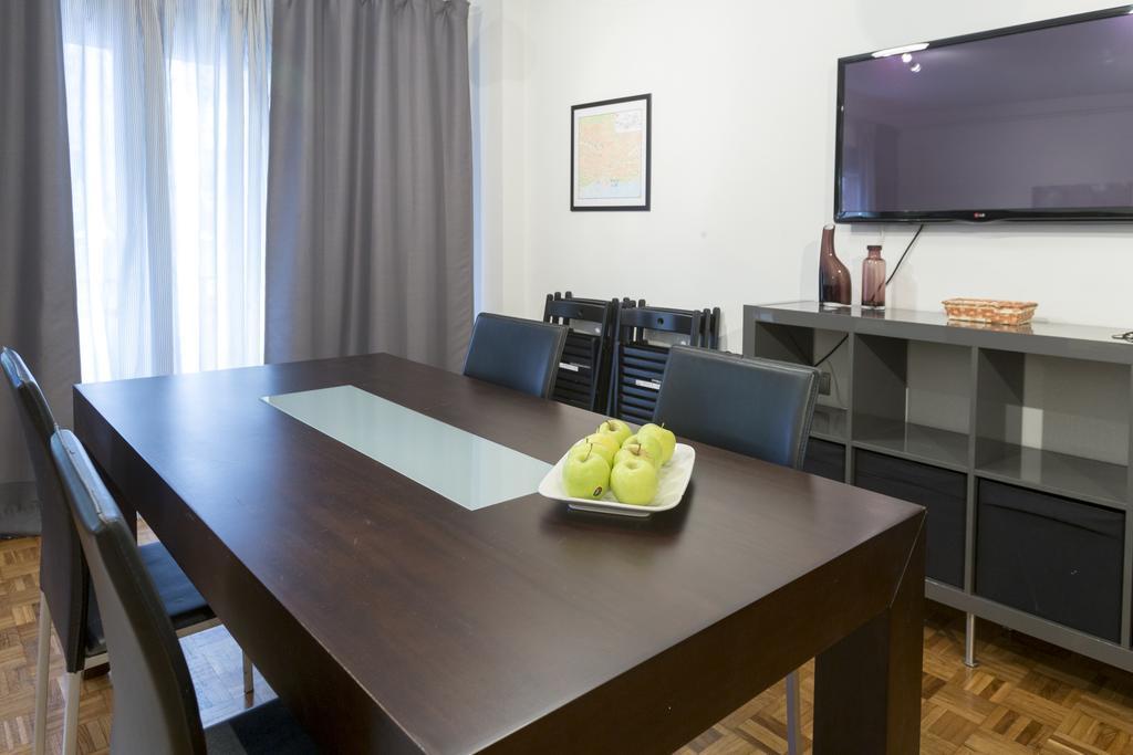 Autentic Arc De Triomf Apartment Barcelona Ngoại thất bức ảnh